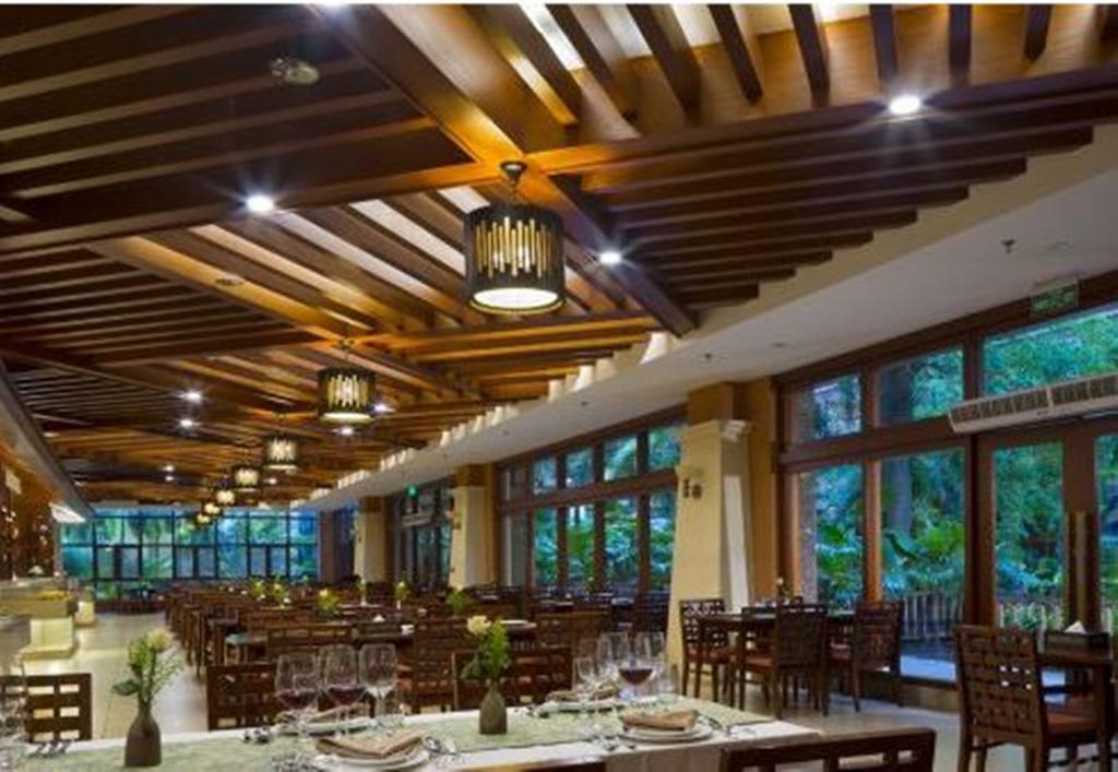Ramada Plaza Xishuangbanna Hotel Exterior foto