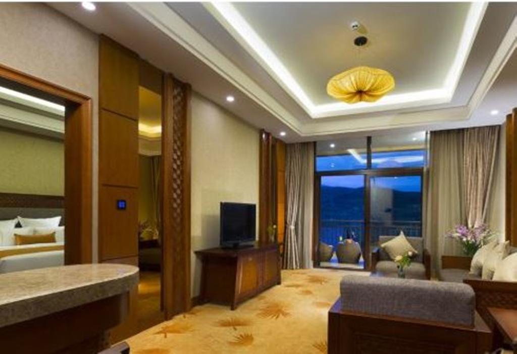 Ramada Plaza Xishuangbanna Hotel Exterior foto
