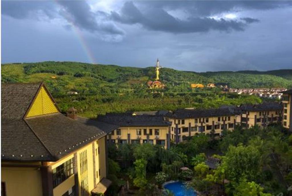 Ramada Plaza Xishuangbanna Hotel Exterior foto