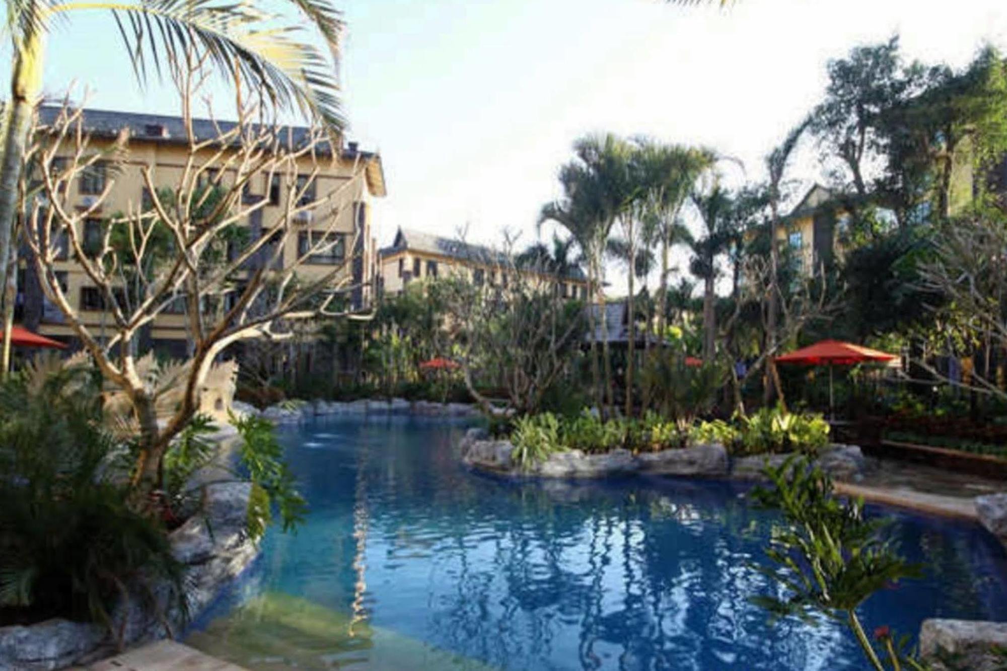 Ramada Plaza Xishuangbanna Hotel Exterior foto
